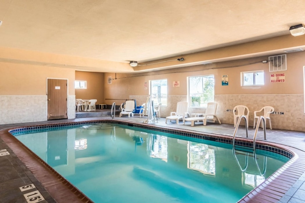 Quality Inn & Suites Salem near I-57 5/13