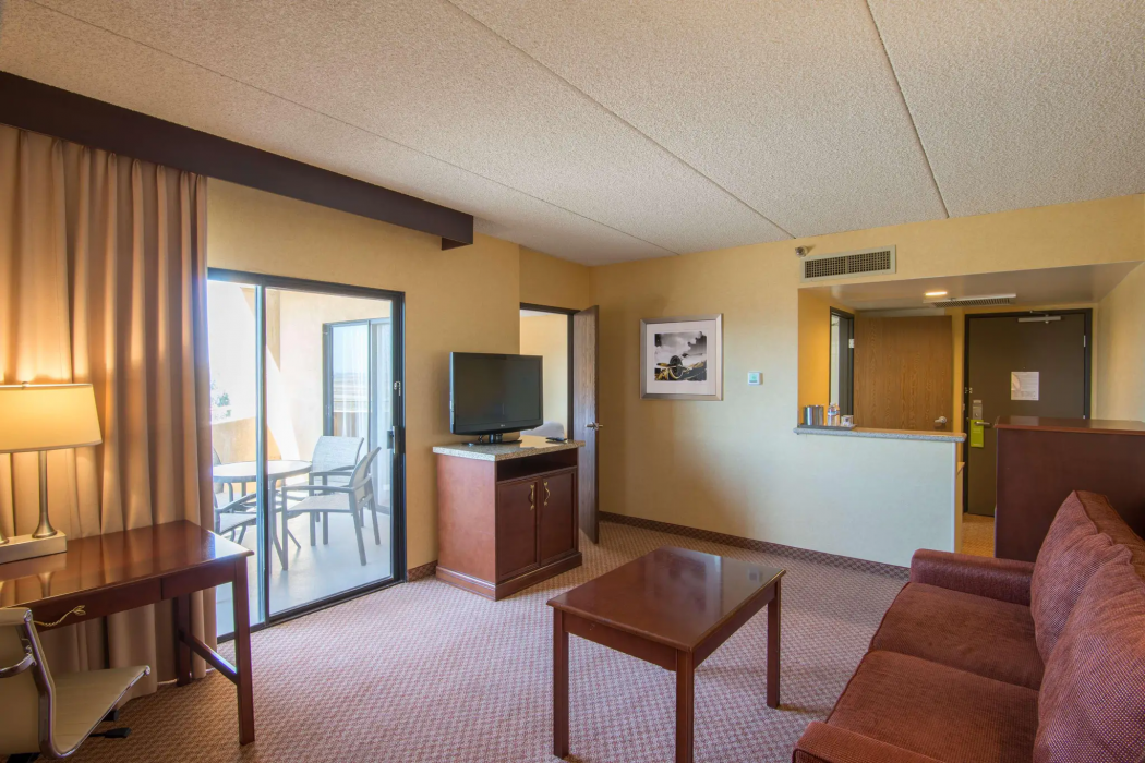 Radisson Hotel Santa Maria 7/40