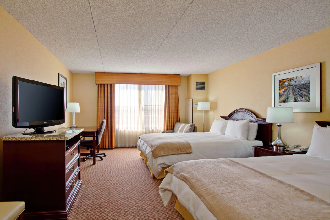 Radisson Hotel Santa Maria 10/40