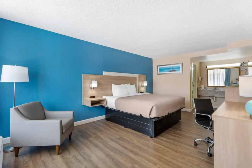 Quality Inn & Suites Conference Center 15/32