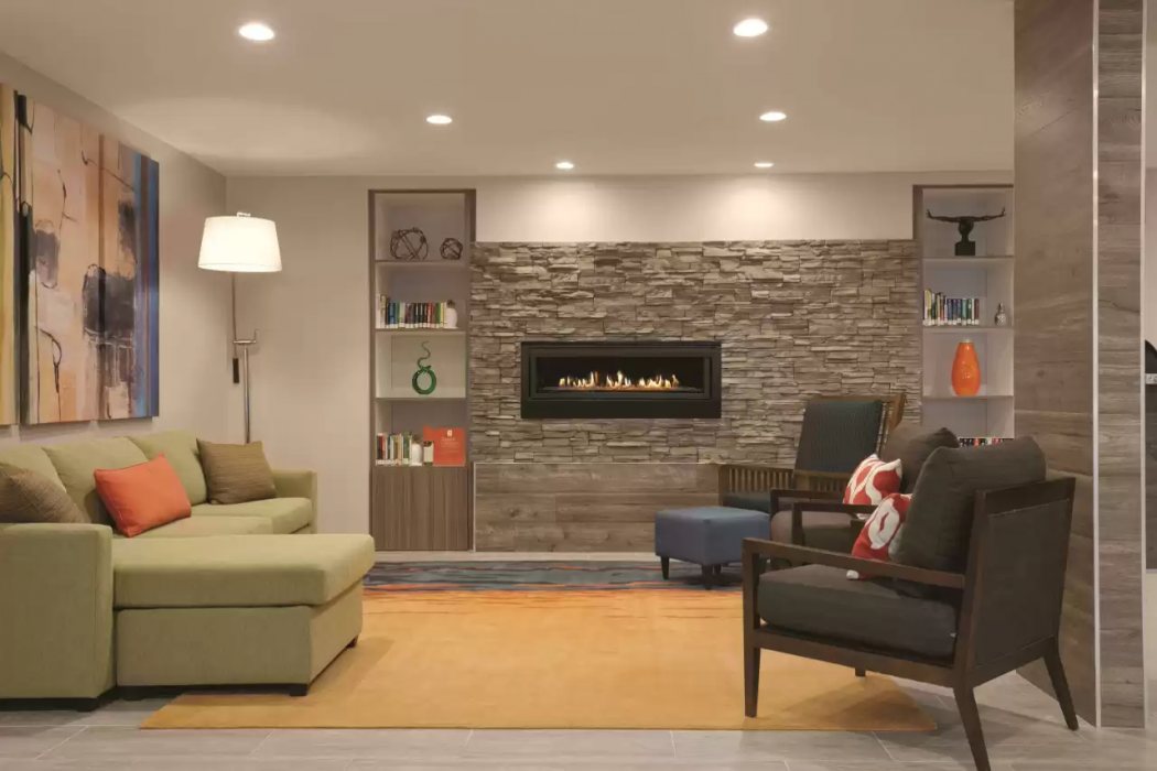 Country Inn & Suites by Radisson, Shoreview-Mounds View, MN 3/18