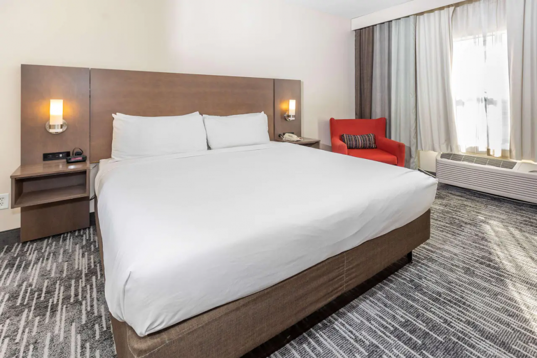 Country Inn & Suites by Radisson, Smyrna - Atlanta Northwest 4/17