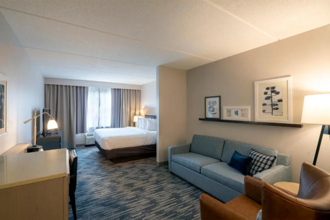Country Inn and Suites by Radisson State College (Penn State Area), PA 8/28