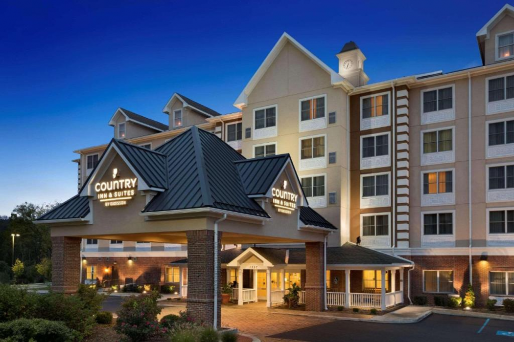 Country Inn and Suites by Radisson State College (Penn State Area), PA 1/28