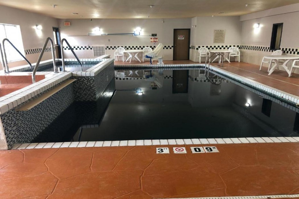 Country Inn & Suites by Radisson, Topeka West, KS 23/42