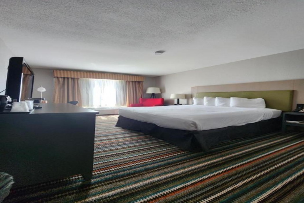 Country Inn & Suites by Radisson, Topeka West, KS 16/42