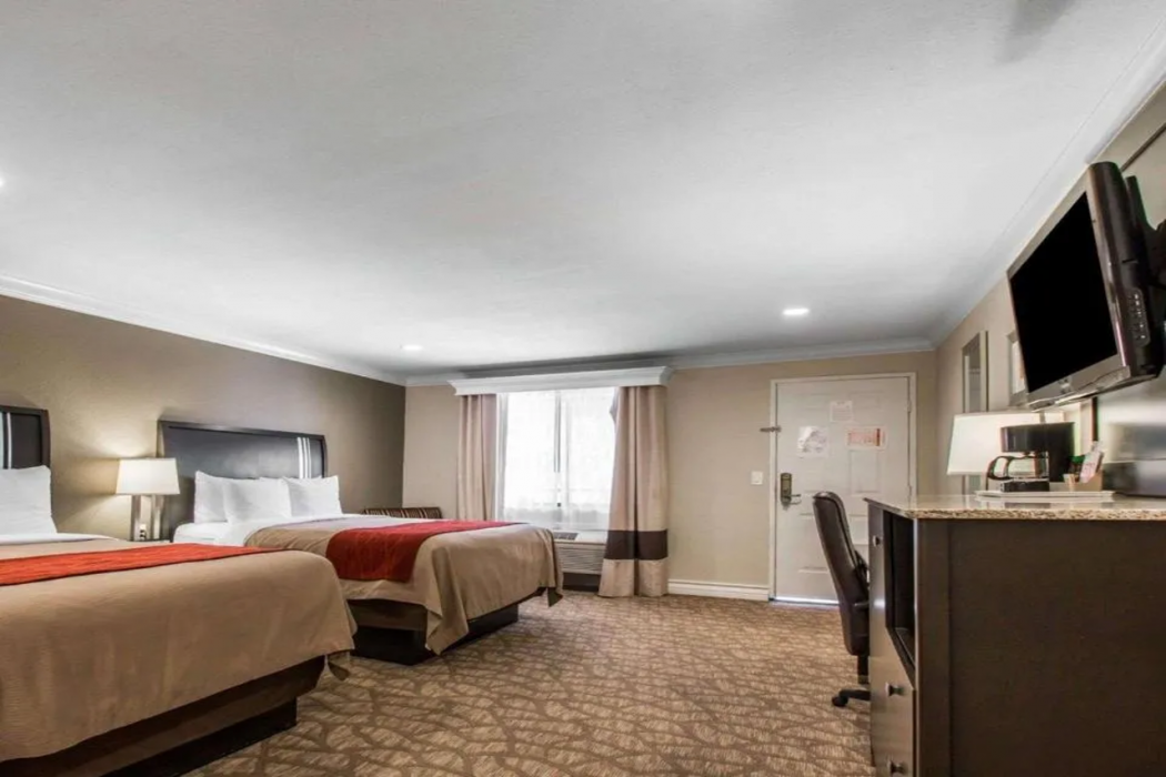 Quality Inn Downey 9/33