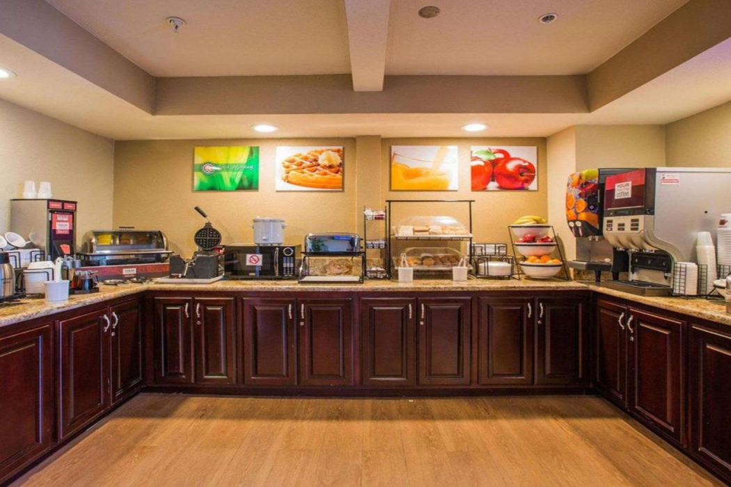 Quality Inn Downey 30/33