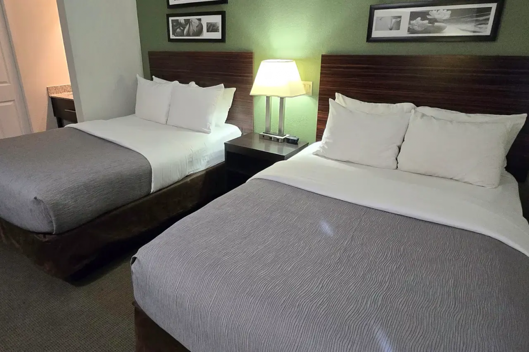 Quality Inn Kansas City International Airport 12/27