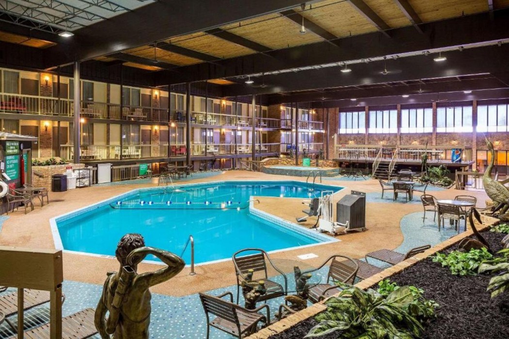 Park Inn by Radisson Sharon, PA 25/51
