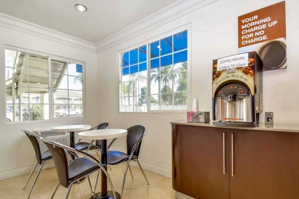 Motel6 Garden Grove, CA 22/40