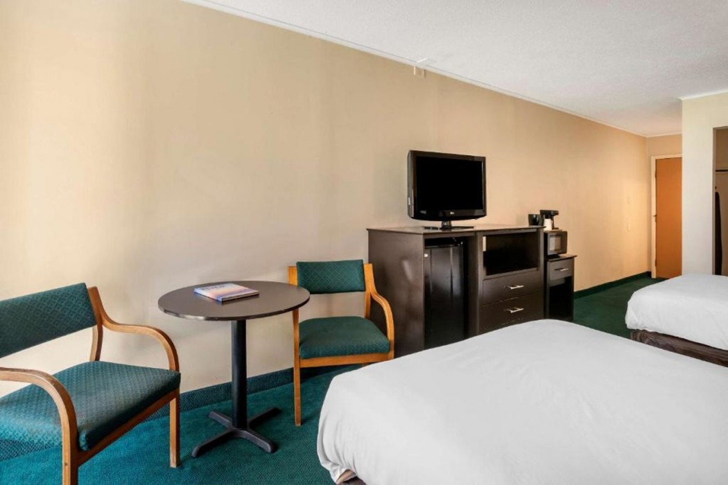 Rodeway Inn & Suites Rehoboth Beach 11/19