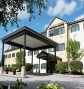 hotel 44 north freeport brunswick image