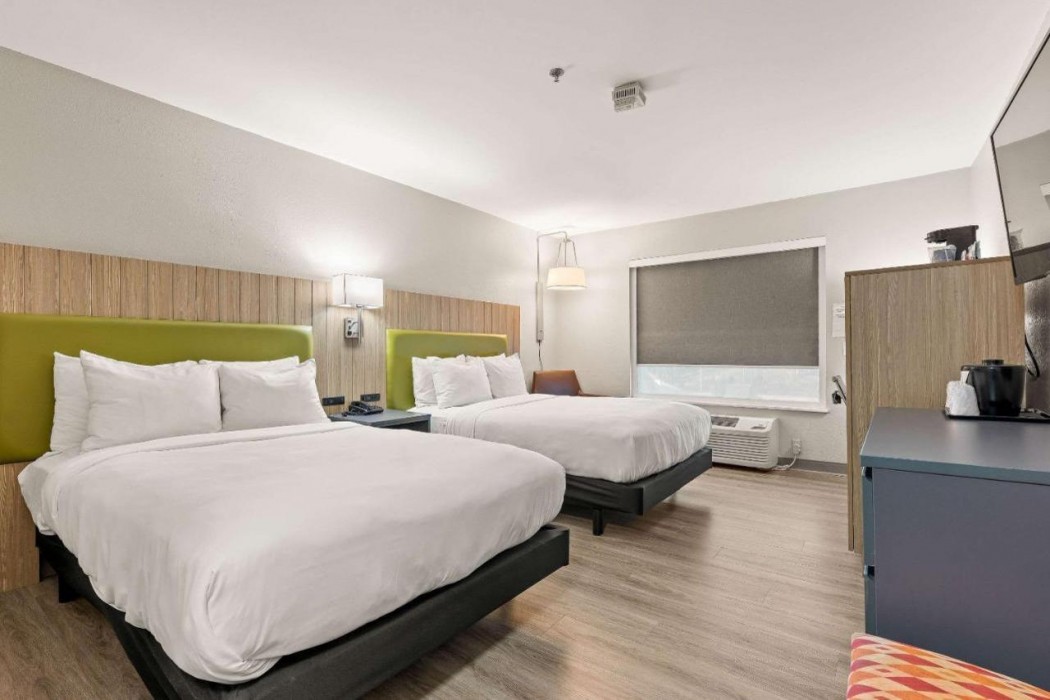 Country Inn & Suites by Radisson, Asheville - Outlet Mall 10/36