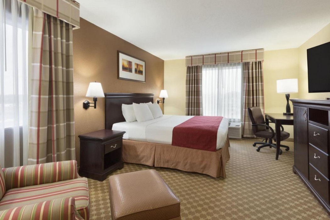 Country Inn & Suites by Radisson, Asheville - Outlet Mall 14/36