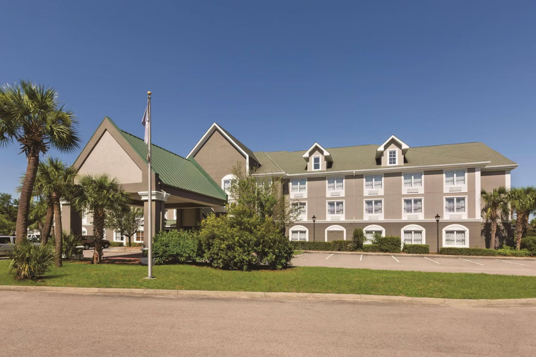 Country Inn & Suites by Radisson, Beaufort West, SC 1/14