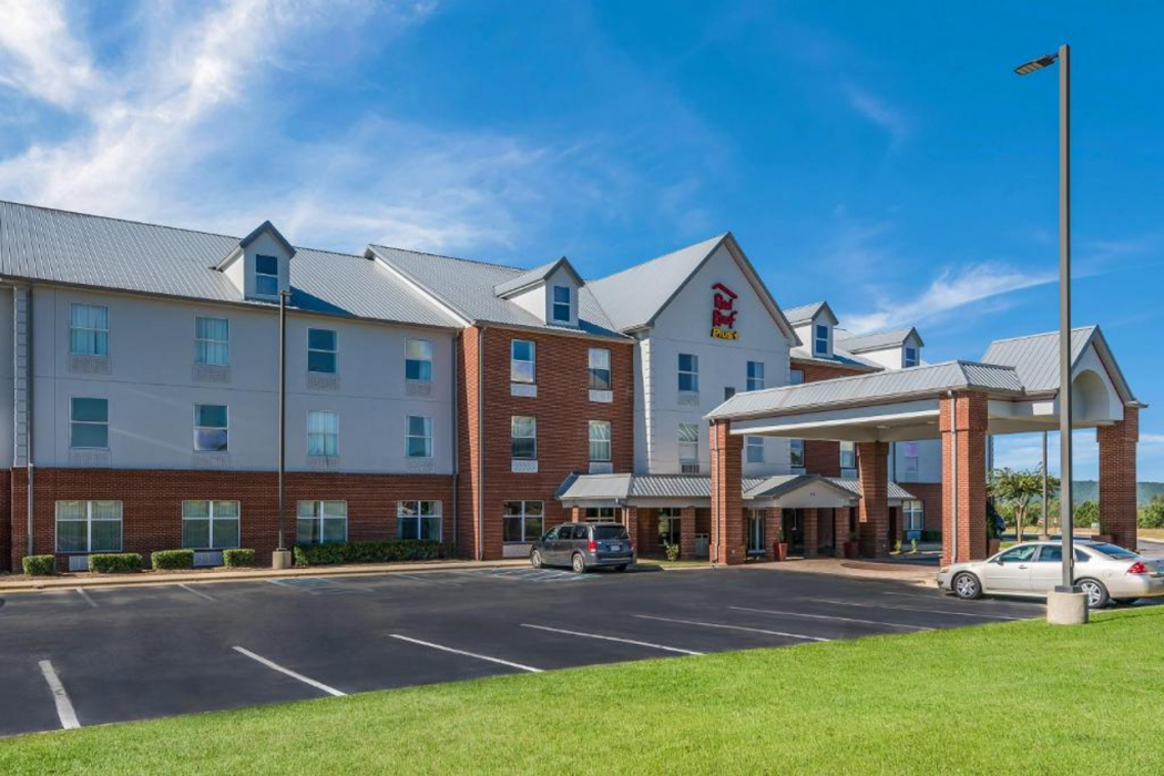 Red Roof Inn PLUS & Suites Birmingham - Bessemer in BESSEMER - AL