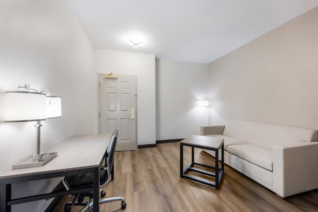 Red Roof Inn PLUS & Suites Birmingham - Bessemer 20/29