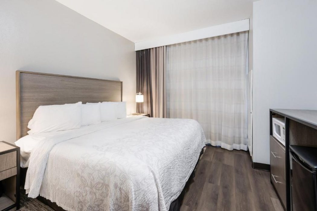 Red Roof Inn PLUS & Suites Birmingham - Bessemer 17/29
