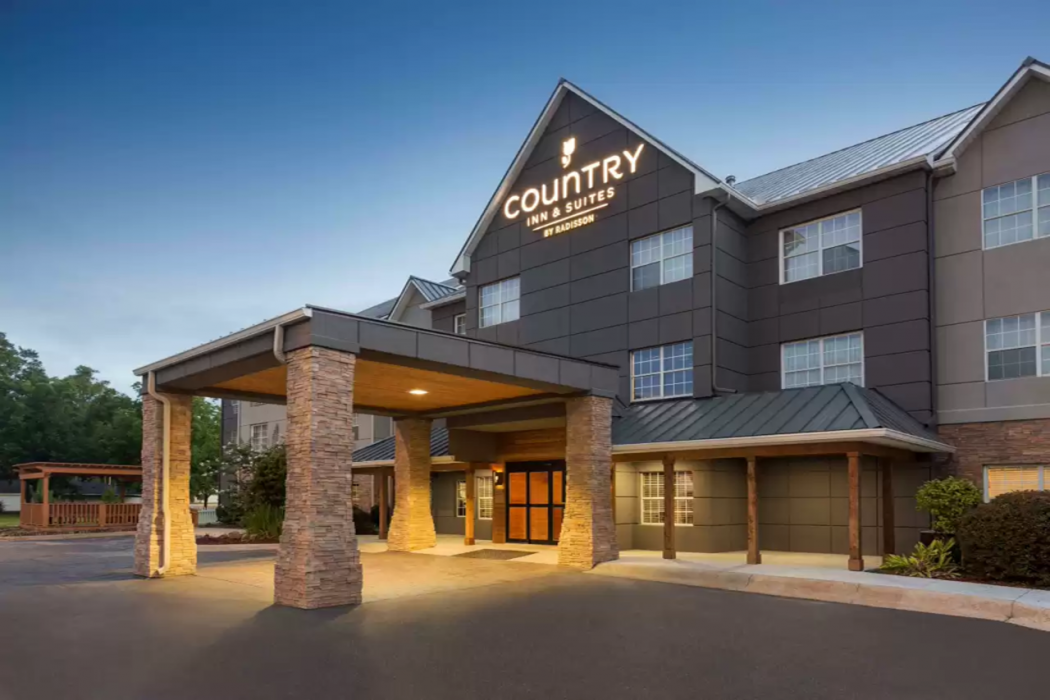 Country Inn & Suites by Radisson, Jackson-Airport, MS 1/16