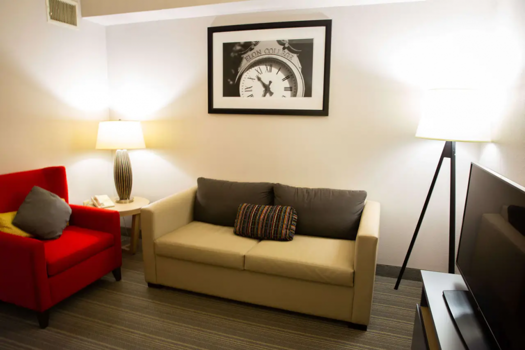 Country Inn & Suites by Radisson, Burlington (Elon), NC 3/19