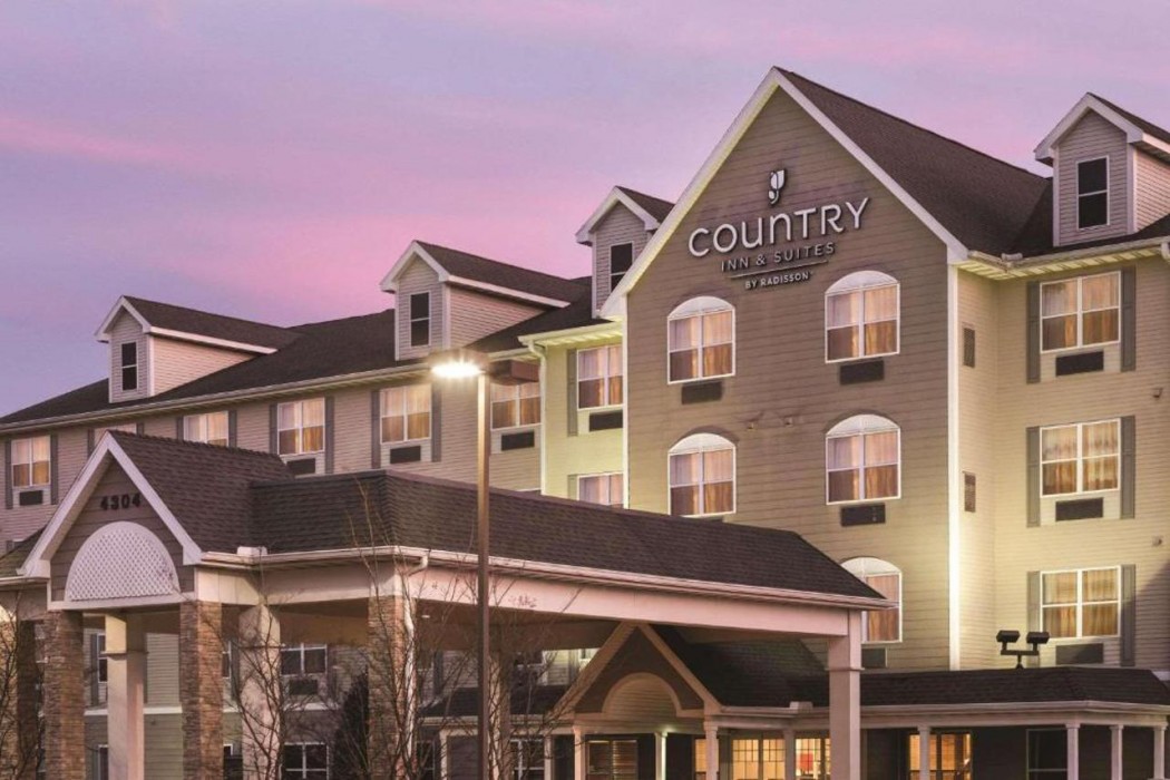 Country Inn & Suites by Radisson, Bentonville South - Rogers, AR 1/33