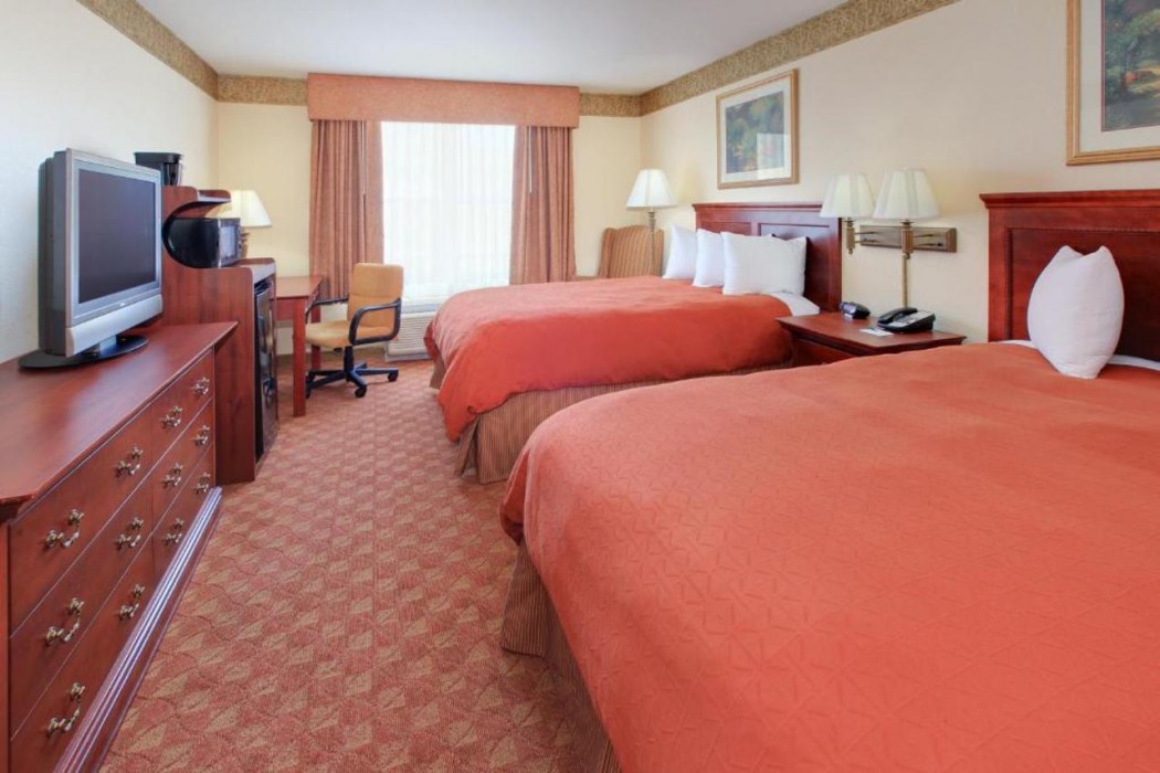 Country Inn & Suites by Radisson, Bentonville South - Rogers, AR 8/33