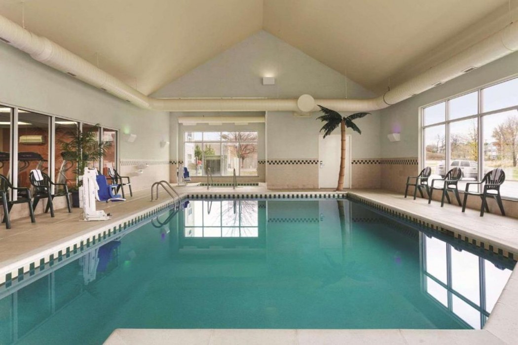 Country Inn & Suites by Radisson, Bentonville South - Rogers, AR 22/33