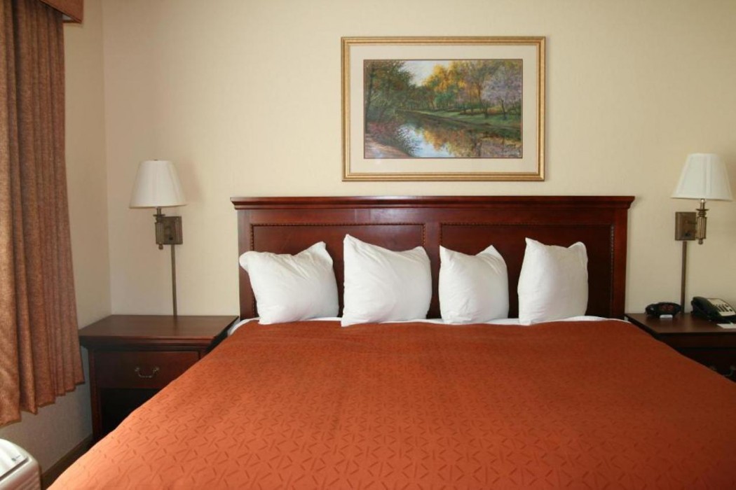Country Inn & Suites by Radisson, Bentonville South - Rogers, AR 9/33