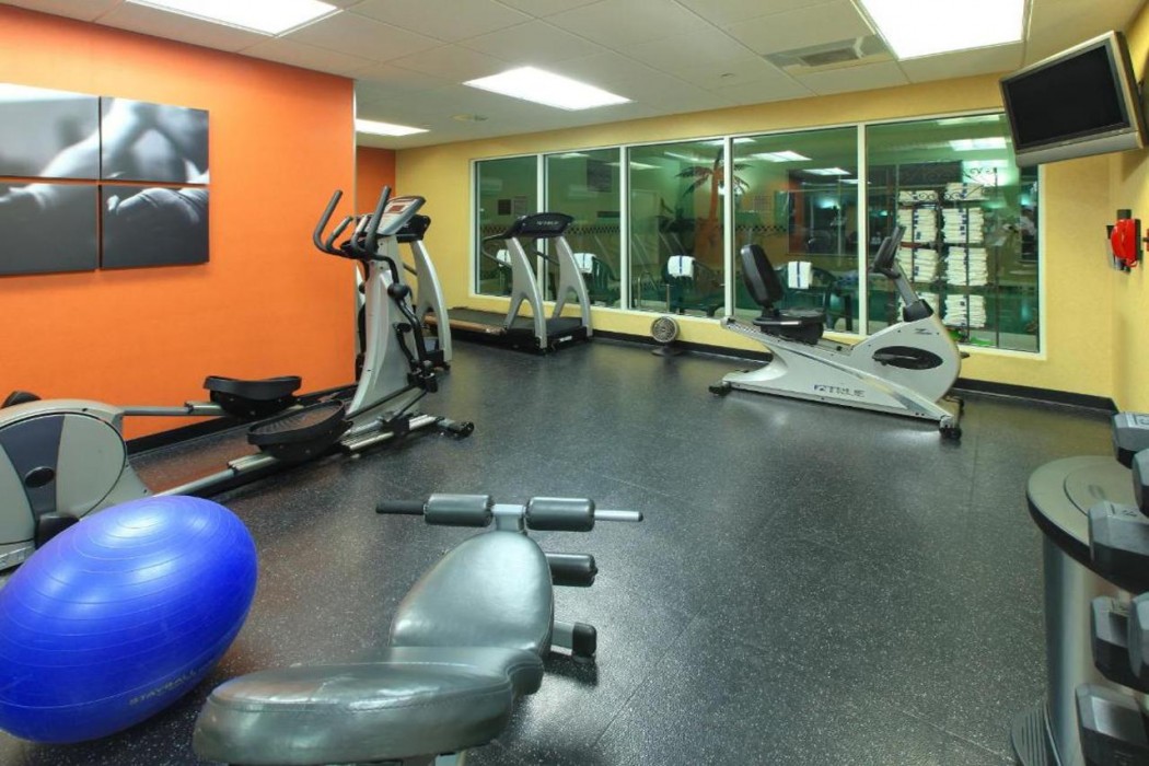 Country Inn & Suites by Radisson, Bentonville South - Rogers, AR 25/33