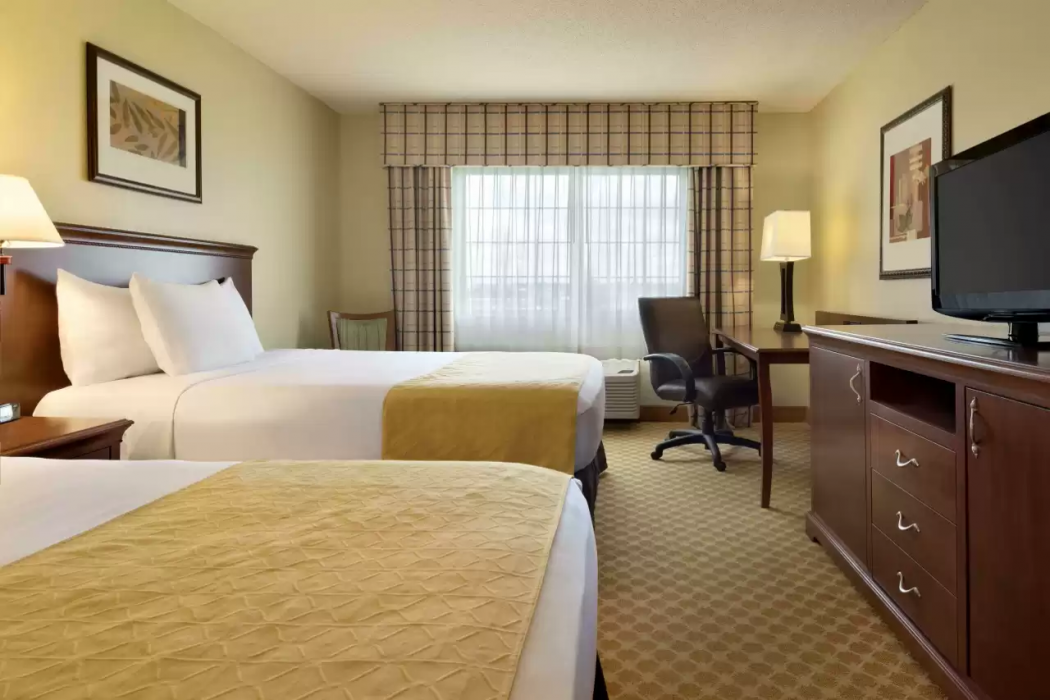 Country Inn & Suites by Radisson, Rochester, MN 6/13