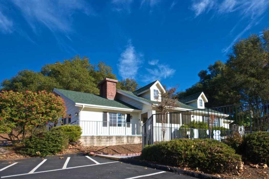 Quality Inn Yosemite Valley Gateway 2/39