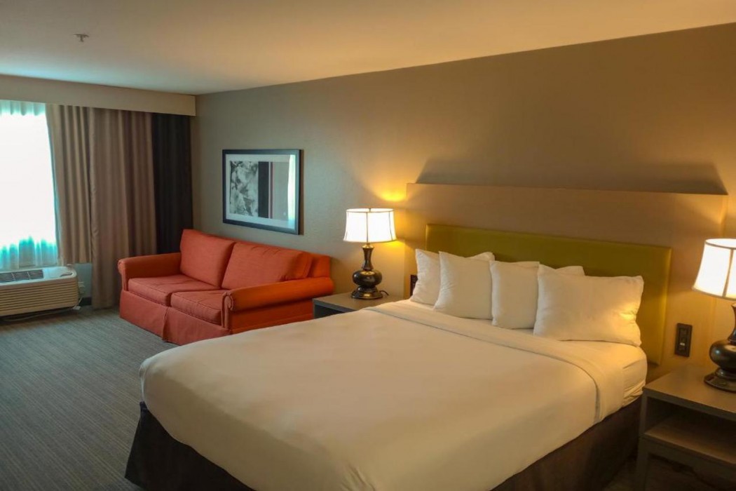 Country Inn & Suites by Radisson, Portland International Airport, OR 11/31
