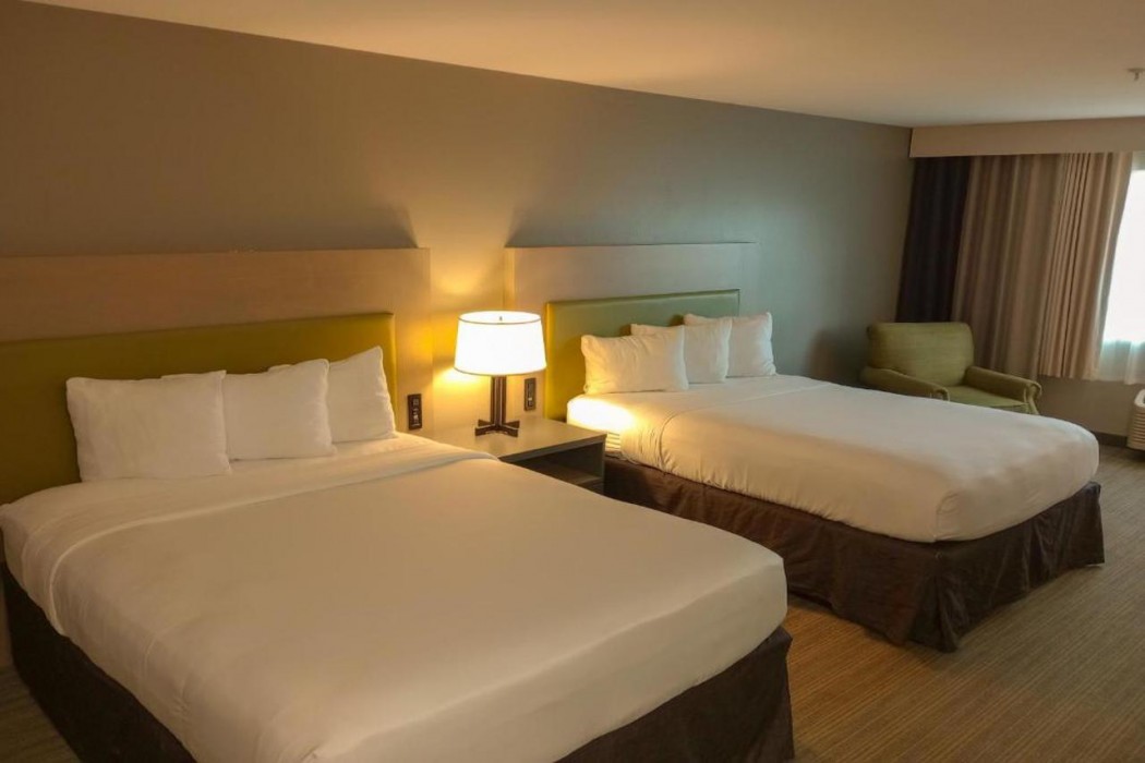 Country Inn & Suites by Radisson, Portland International Airport, OR 8/31