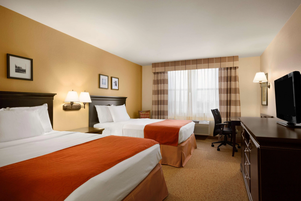 Country Inn & Suites by Radisson, Dundee, MI 4/20