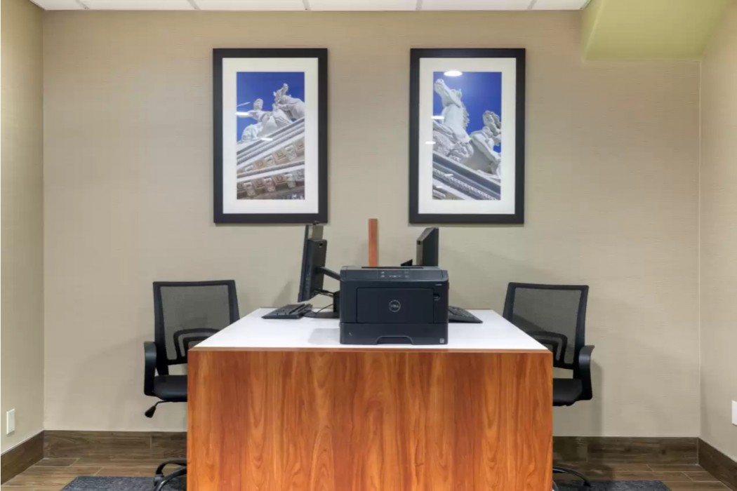 Comfort Suites Marysville Yuba City 21/35