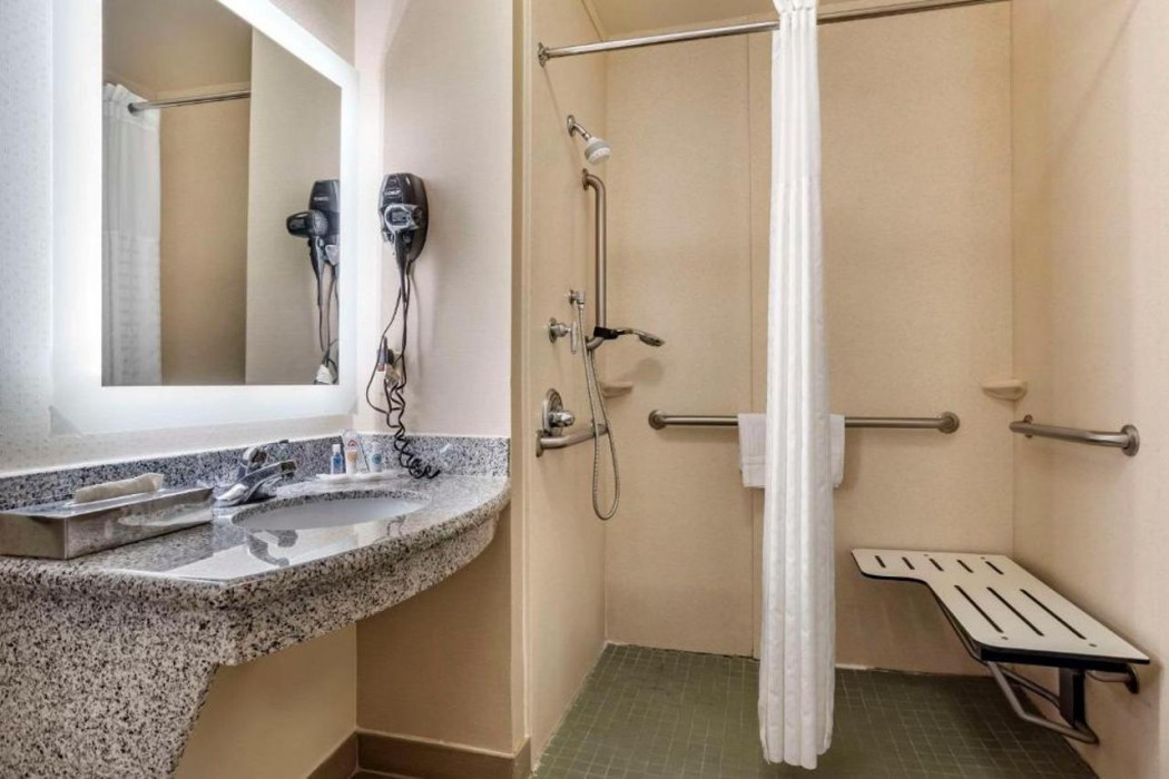 Comfort Suites Flowood - Jackson Airport 17/34