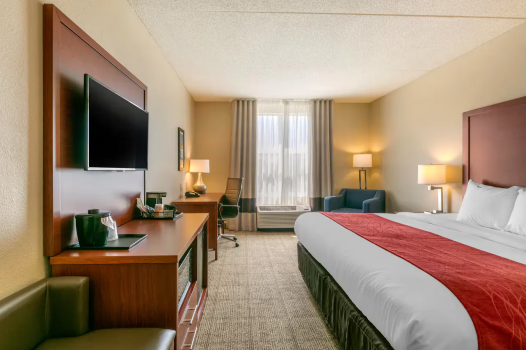 Comfort Inn & Suites Nashville Franklin Cool Springs 12/24