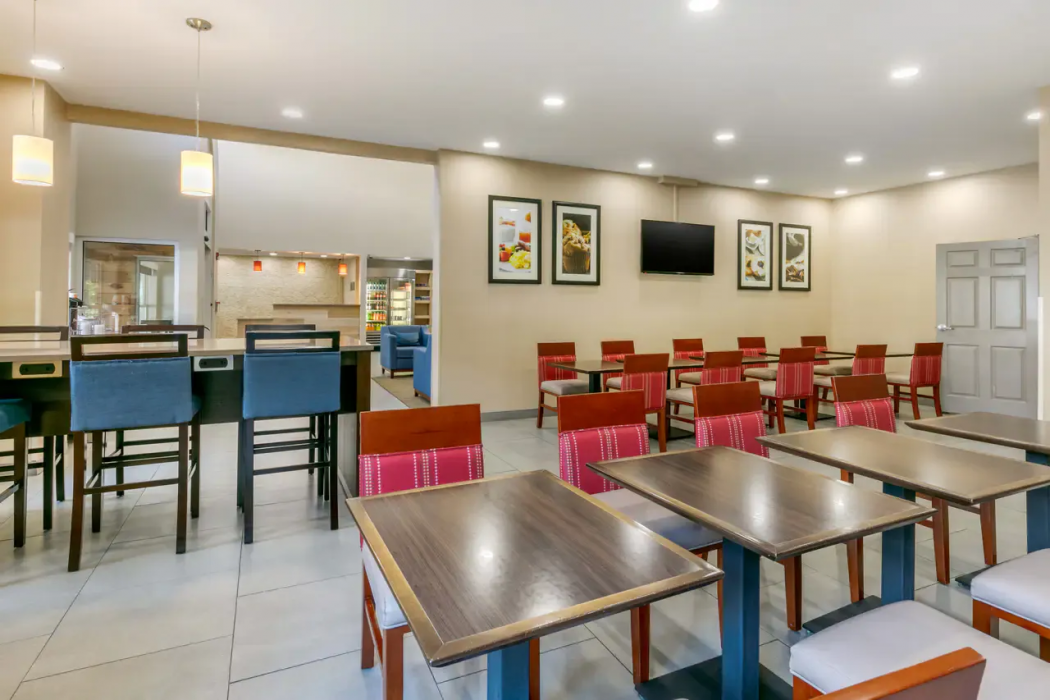Comfort Inn & Suites Nashville Franklin Cool Springs 15/24