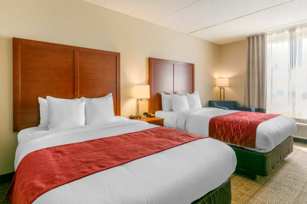 Comfort Inn & Suites Nashville Franklin Cool Springs 13/24