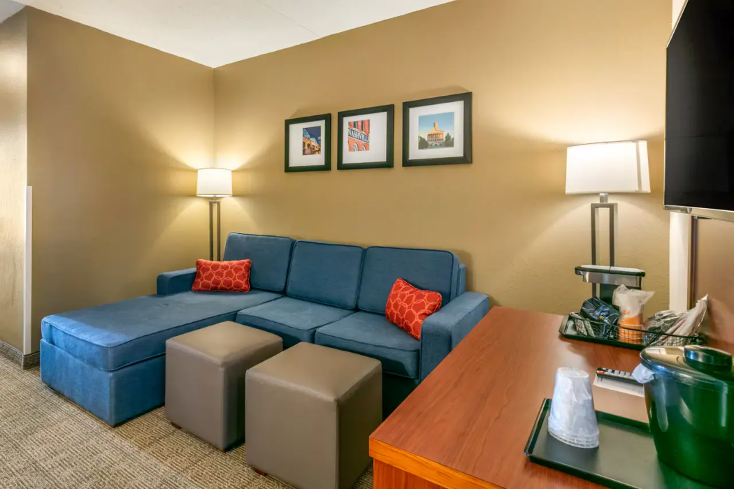 Comfort Inn & Suites Nashville Franklin Cool Springs 5/24