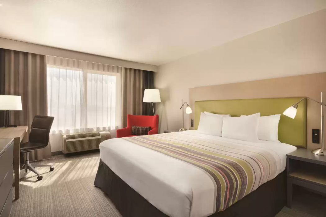 Country Inn & Suites By Radisson Fresno North CA 7/52