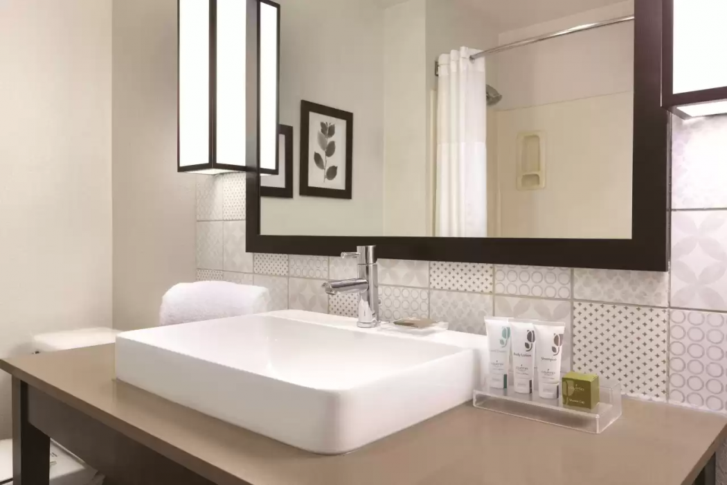 Country Inn & Suites By Radisson Fresno North CA 11/52