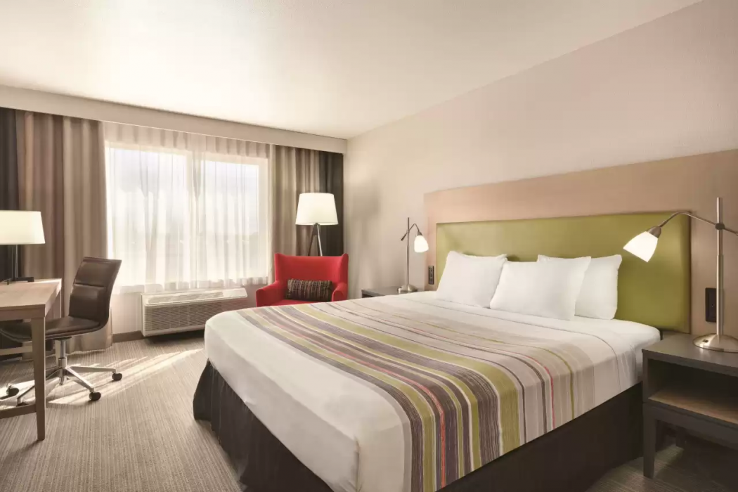 Country Inn & Suites By Radisson Fresno North CA 10/52
