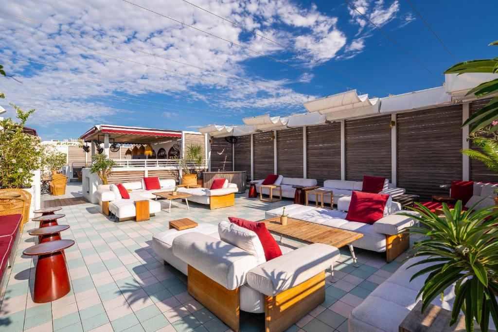 Esme Miami Beach 31/61