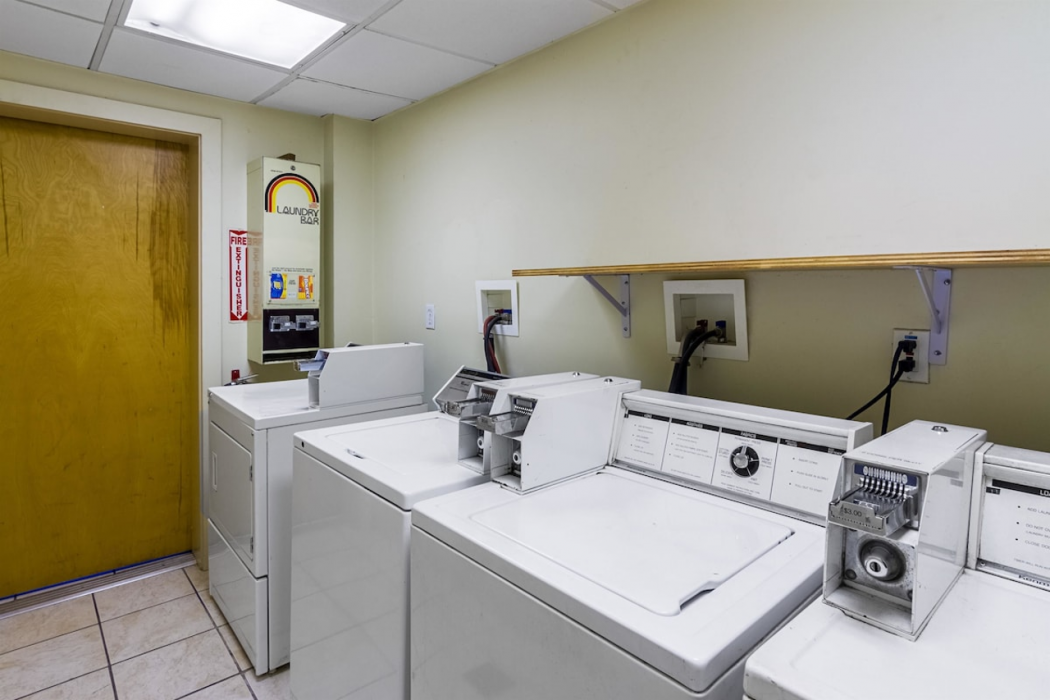 Motel6 Groton, CT 24/41