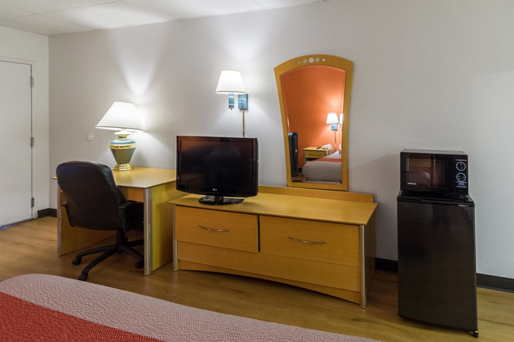 Motel6 Groton, CT 8/41