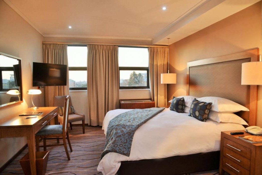 The Centurion Hotel 12/64