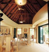 Shamwari Game Reserve - Eagles Crag 6/55