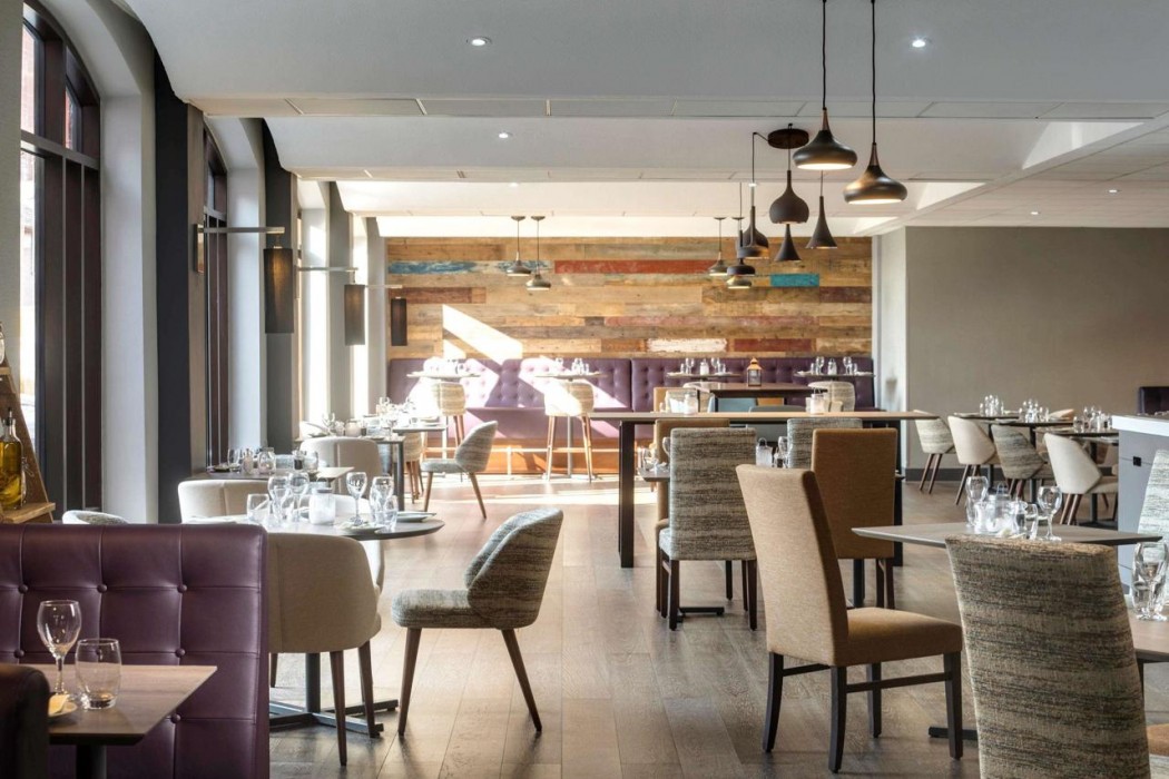 Novotel Ipswich 30/65